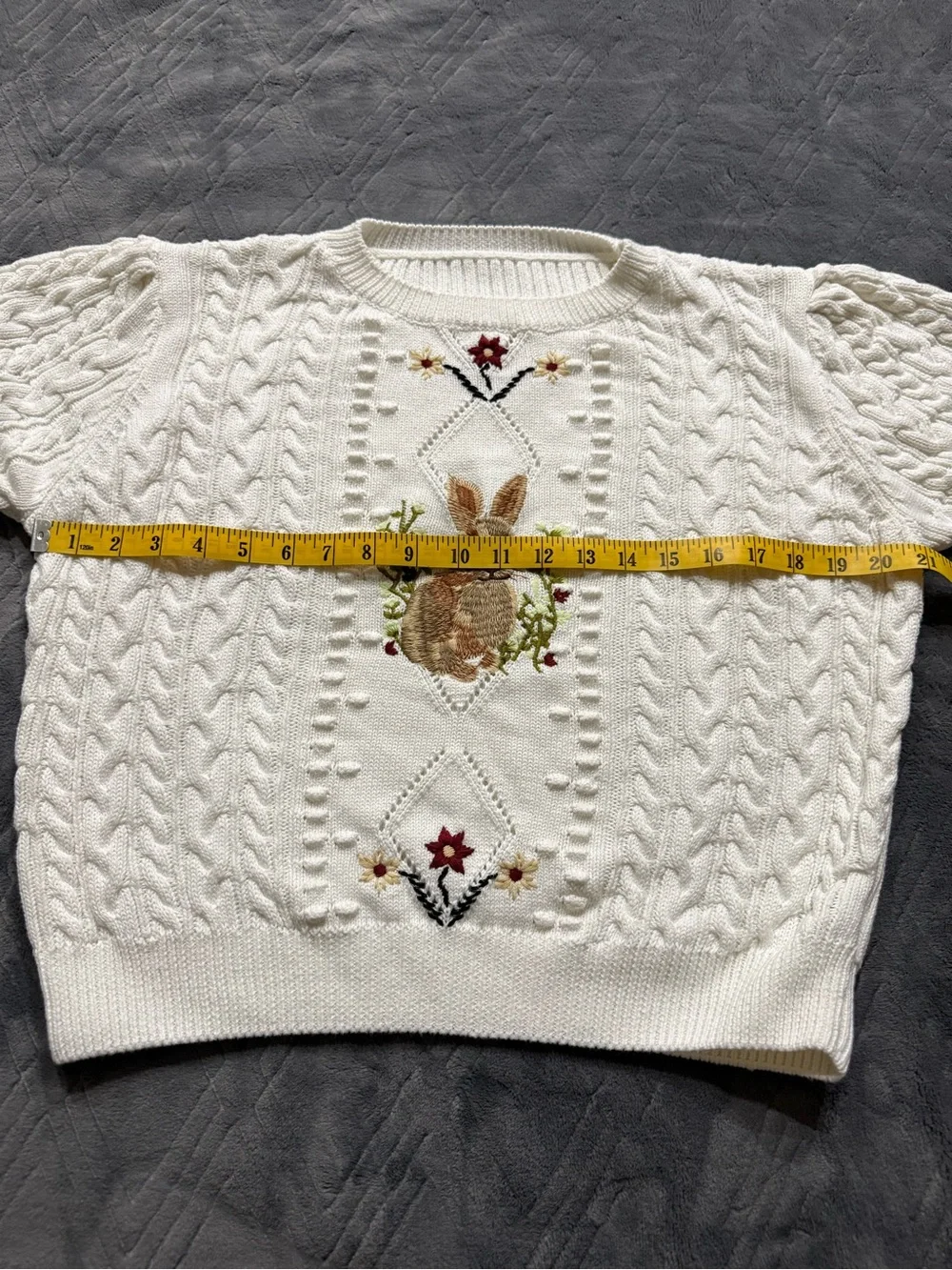 NWOT Cider Cream Cable-Knit Bunny Embroidered Short Sleeve Sweater - Size 1XL